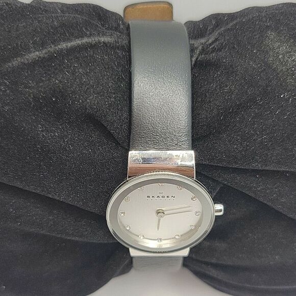 Skagen Steel 358XSSLBC Womens Black Leather Analog Dial Quartz Wrist Watch AM751 main image 8